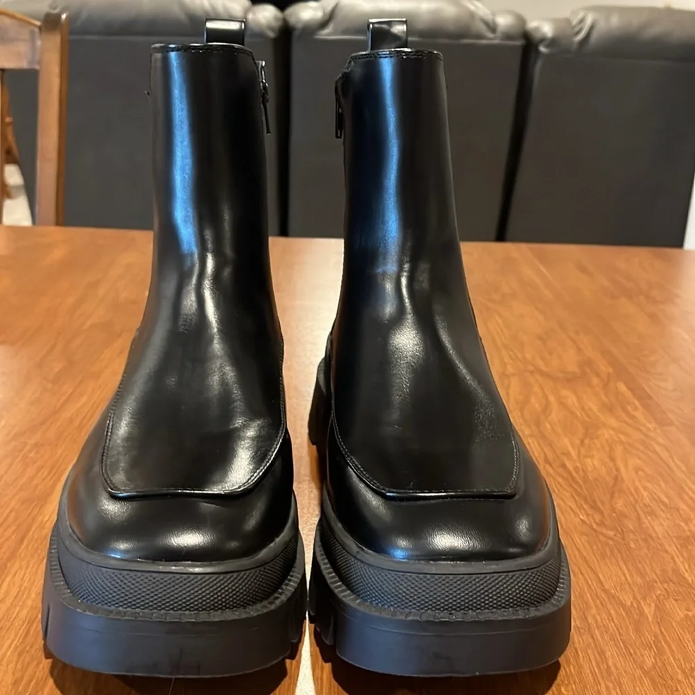 NWT Lane Bryant Leather Moto Boots size 10.5W. - Picture 2 of 9